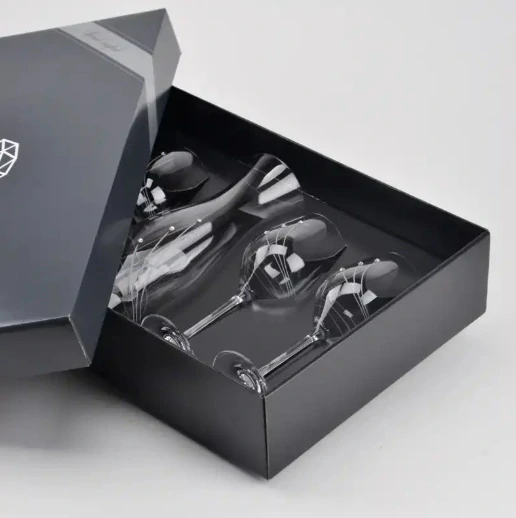 SET fľaša Vital + kalichy na víno 30538 Swarovski Crystals (1+4KS)